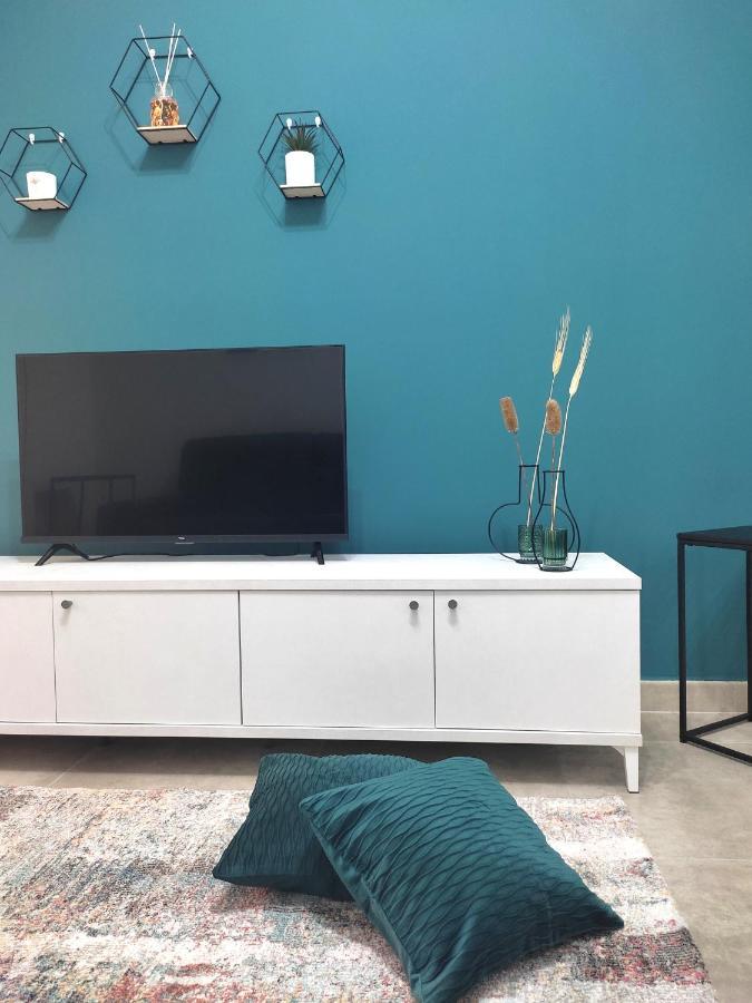 Storia & Mare - Free Parking - Castello Carlo V Apartment โครโตเน ภายนอก รูปภาพ