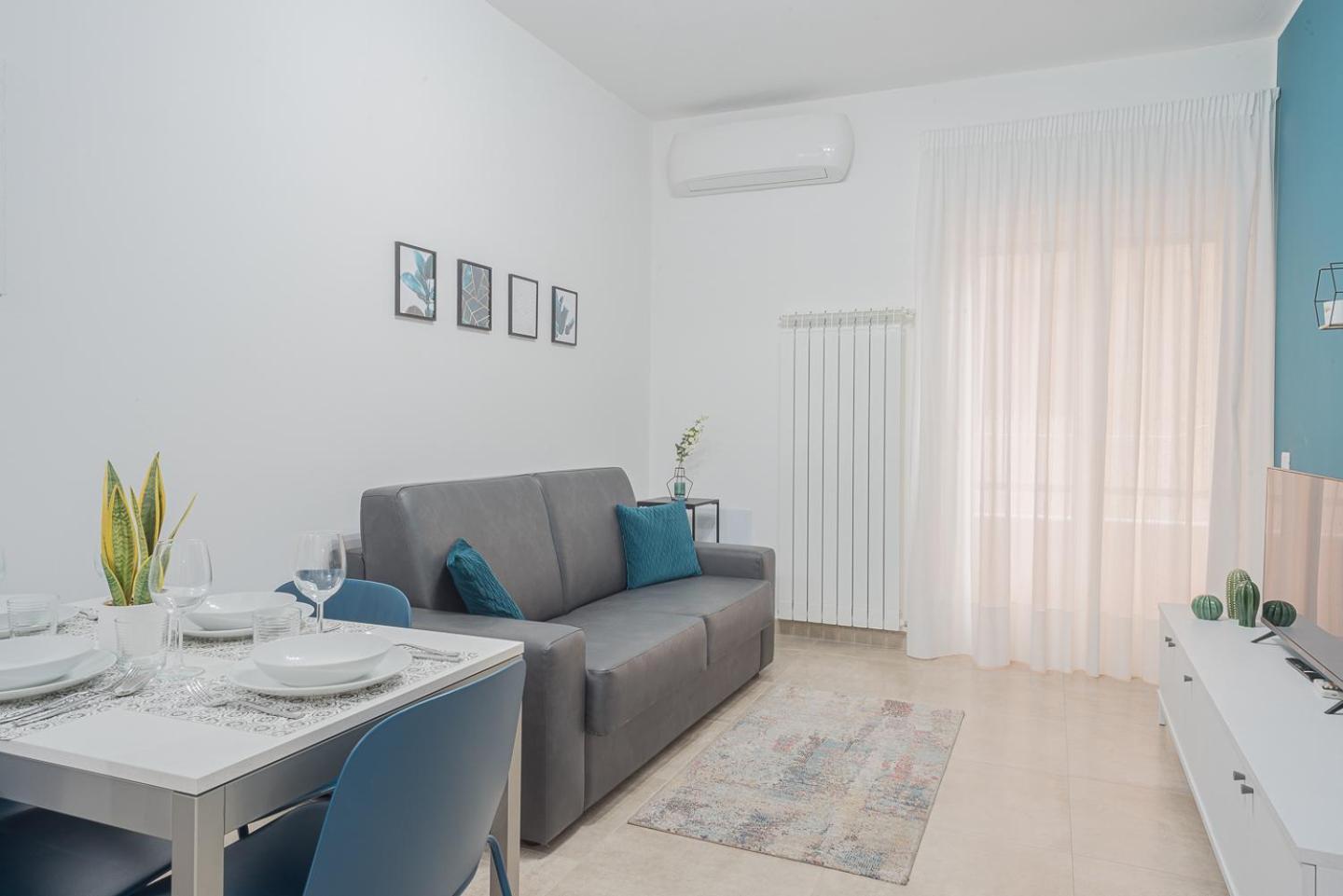 Storia & Mare - Free Parking - Castello Carlo V Apartment โครโตเน ภายนอก รูปภาพ