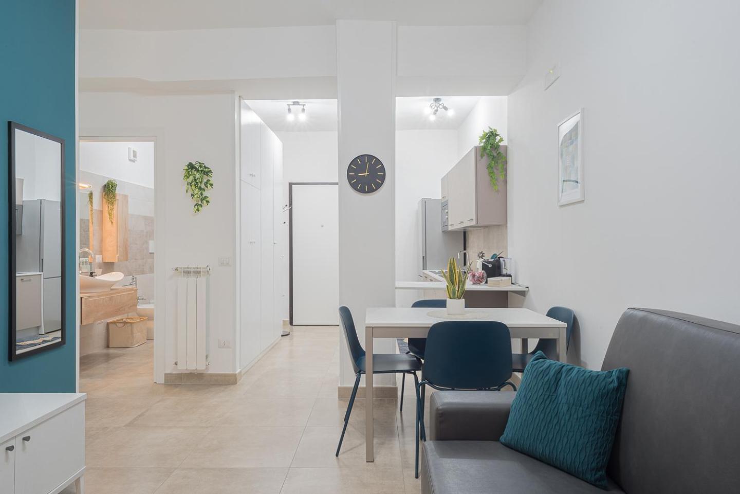 Storia & Mare - Free Parking - Castello Carlo V Apartment โครโตเน ภายนอก รูปภาพ